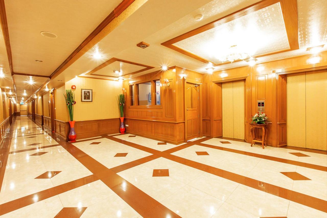 Varindavan Park Serviced Residence Banguecoque Exterior foto
