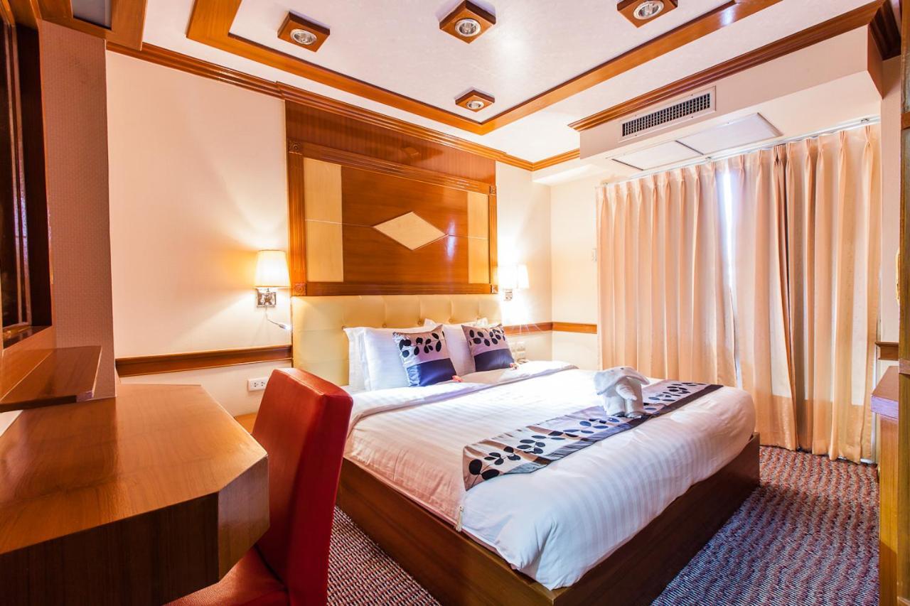 Varindavan Park Serviced Residence Banguecoque Exterior foto