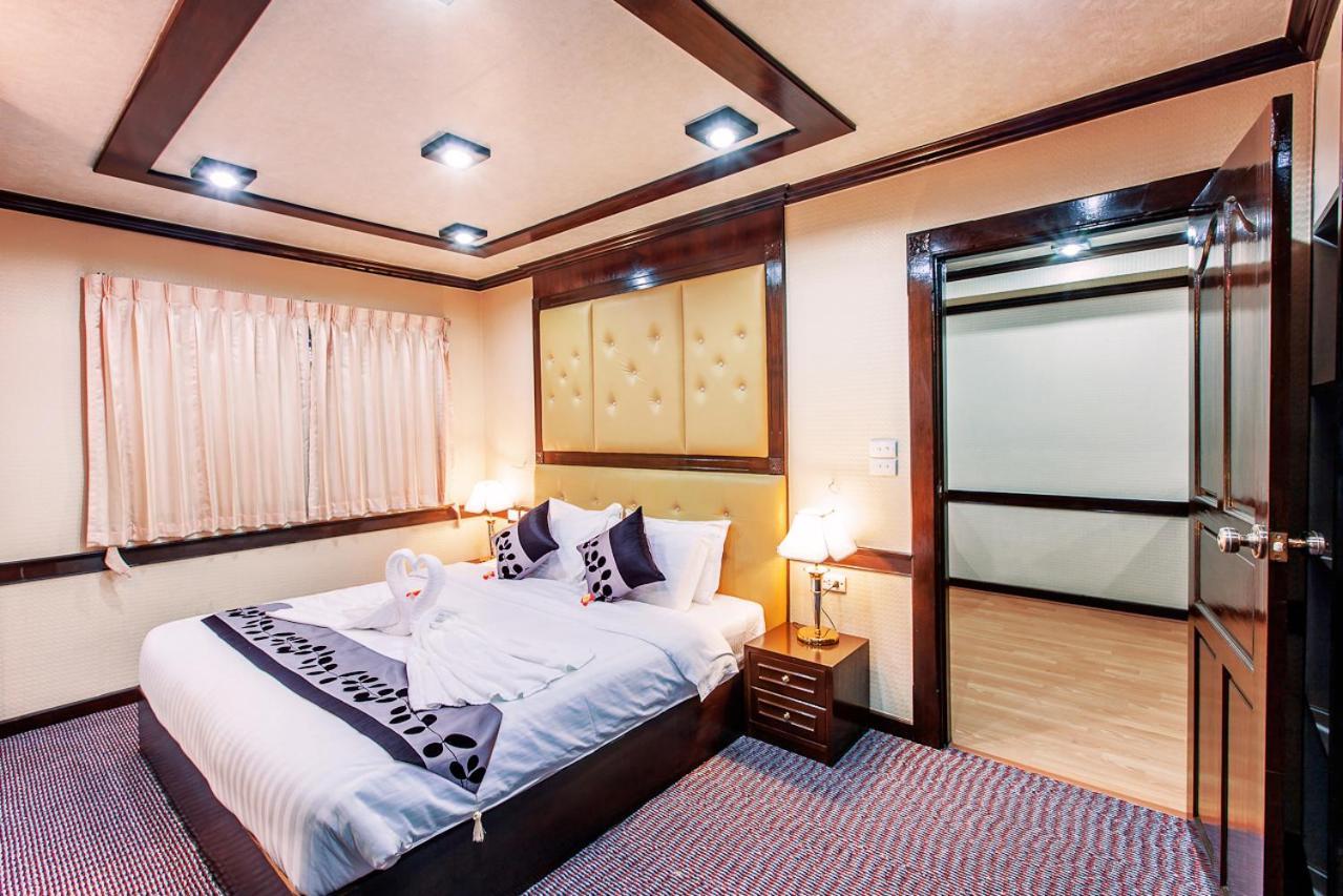 Varindavan Park Serviced Residence Banguecoque Exterior foto